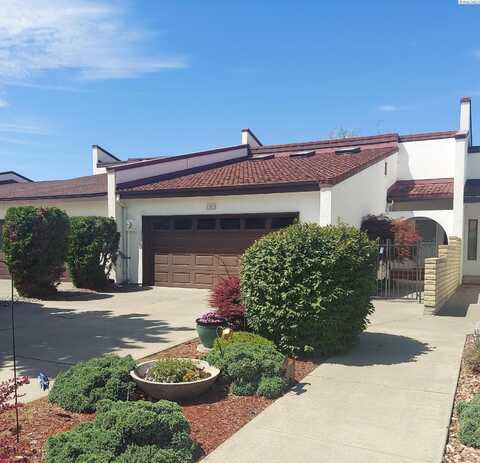 1921 Meadows Dr. N, Richland, WA 99352
