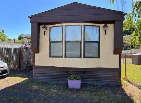 1155 SE Professional Mall Blvd #421, Pullman, WA 99163