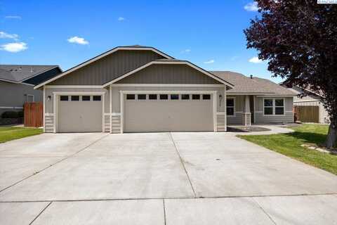 426 S Penn St, Kennewick, WA 99336