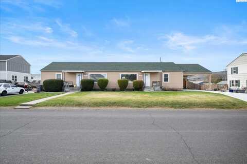 1103/1105 Benham St., Richland, WA 99352
