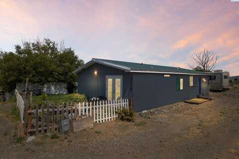 25919 W 251 PR NW, Benton City, WA 99320
