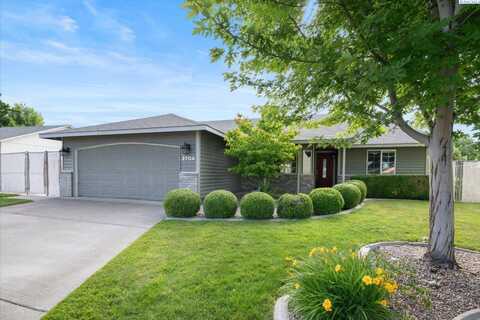 2704 Iris St, West Richland, WA 99353