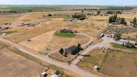 310 Tree Farm Road, Pasco, WA 99301