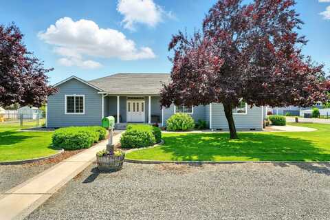 4316 W Dougville, Pasco, WA 99301
