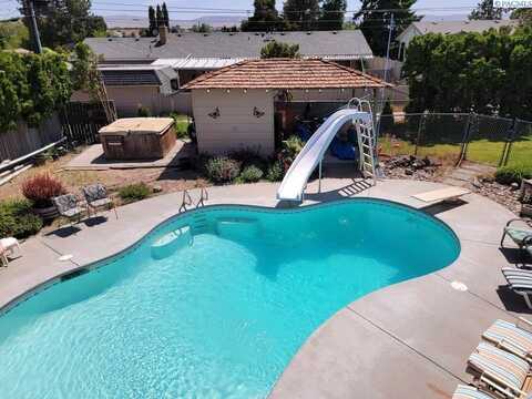 910 King, Grandview, WA 98930