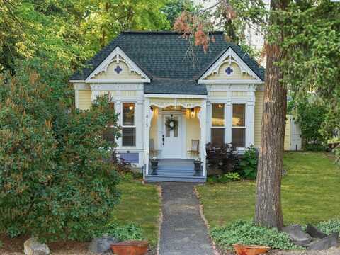 415 Preston Ave, Waitsburg, WA 99361