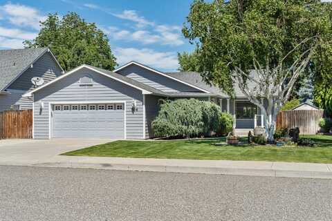 704 W 18th Ct., Kennewick, WA 99337