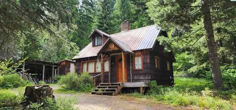 30711 HWY 410, Naches, WA 98937