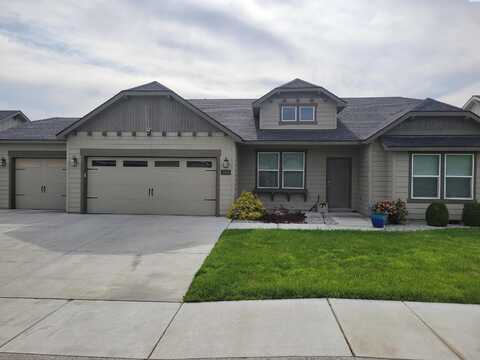 5806 Wallowa LN, Pasco, WA 99301
