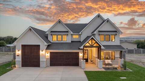 701 Cortona Way, Richland, WA 99352