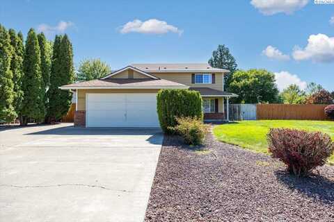 5001 E Killdeer Ct, West Richland, WA 99353