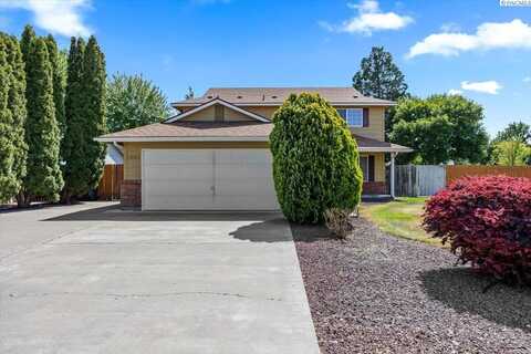 5001 E Killdeer Ct, West Richland, WA 99353
