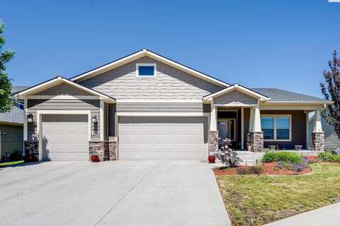 1390 SW Panorama Dr, Pullman, WA 99163