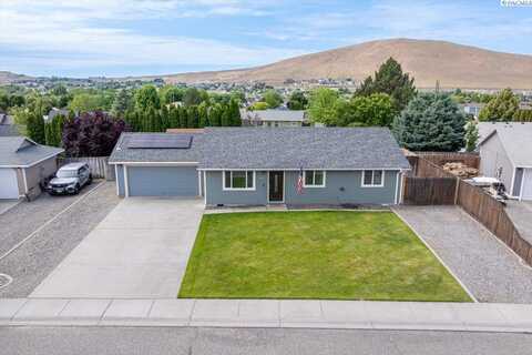 4825 Forsythia St, West Richland, WA 99353