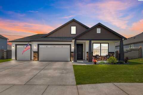 8375 Lennox St, West Richland, WA 99353