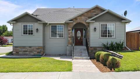 8521 W Canyon Ave, Kennewick, WA 99336
