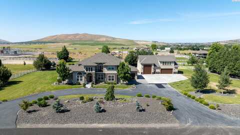 88512 E Badger View Dr., Kennewick, WA 99338