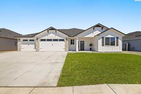 8717 Ashen Dr., Pasco, WA 99301