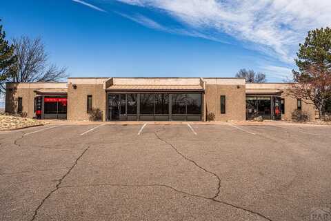 725 Desert Flower Blvd, Pueblo, CO 81001
