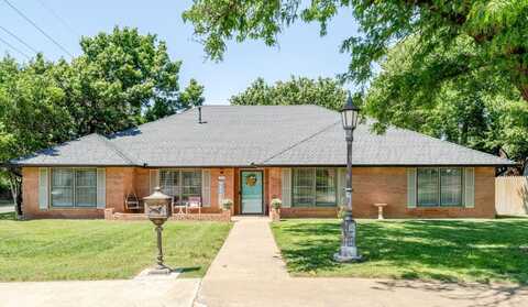 4512 GEM LAKE Road, Amarillo, TX 79106