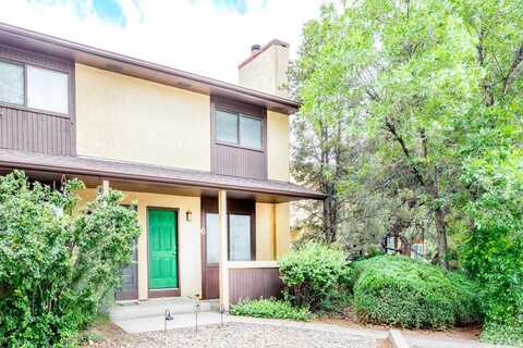 6 Pineridge Court, Pueblo, CO 81001