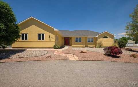 463 S Venango Dr, Pueblo West, CO 81007