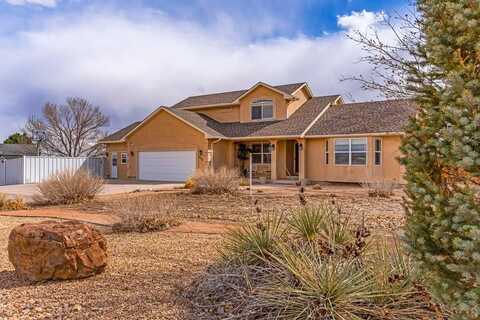 894 W Garcia Ct, Pueblo West, CO 81007