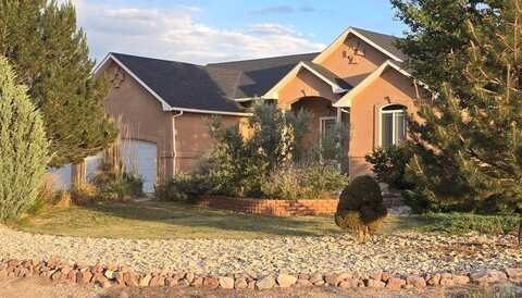 940 E Parkrose Dr, Pueblo West, CO 81007