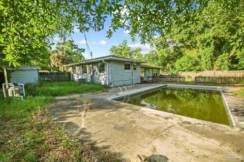 907 Montclair Rd, Pensacola, FL 32505