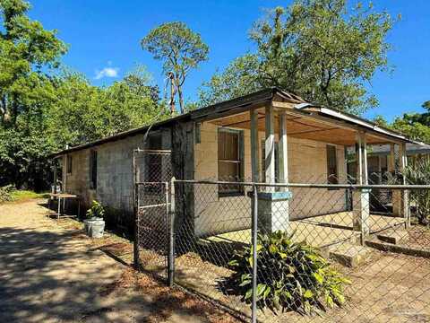 3002 1/2 N Miller St, Pensacola, FL 32503