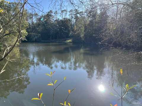 1046 Fleming Dr, Pensacola, FL 32534
