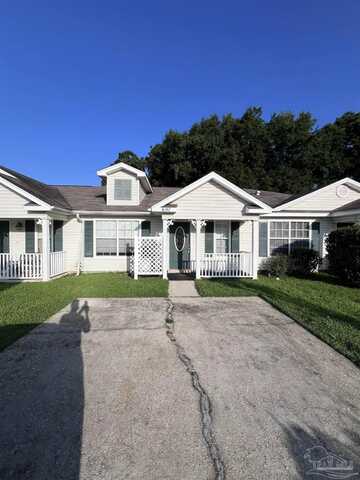 8157 Heirloom Dr, Pensacola, FL 32514