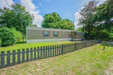 4684 Fowler Dr, Pace, FL 32571