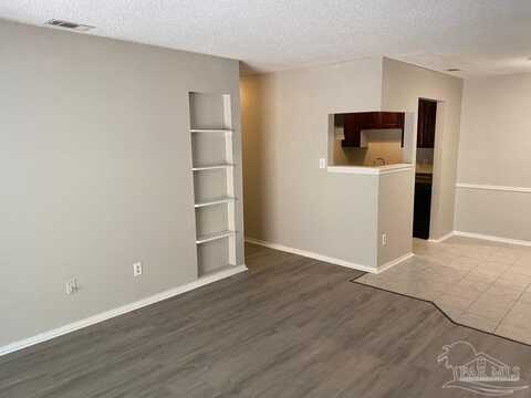 230 N Crow Rd, Pensacola, FL 32506