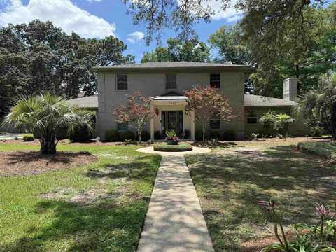 3925 Montalvo Dr, Pensacola, FL 32504