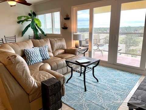 825 Bayshore Dr, Pensacola, FL 32507