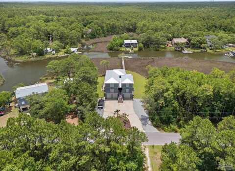 2032 Bay Point Blvd, Milton, FL 32583