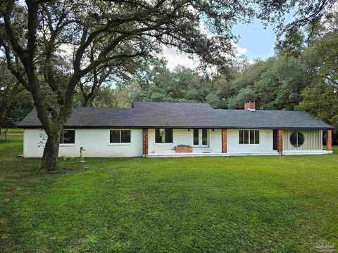 5205 Bankhead Dr, Pensacola, FL 32526