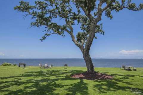 710 Scenic Hwy, Pensacola, FL 32503