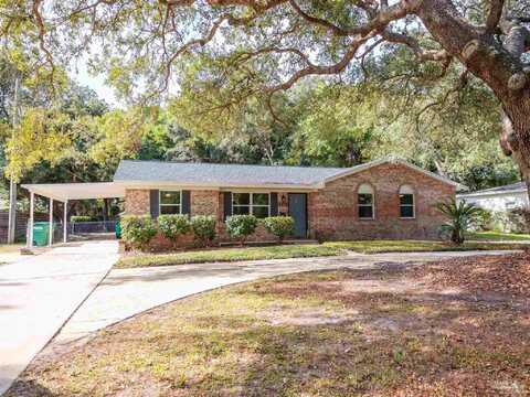 306 Fairpoint Dr, Gulf Breeze, FL 32561