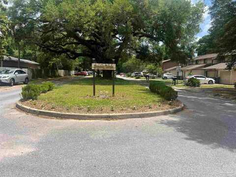 7150 Dogwood Ter Dr, Pensacola, FL 32504