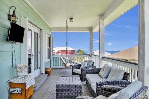 1776 Ensenada Dos, Pensacola Beach, FL 32561