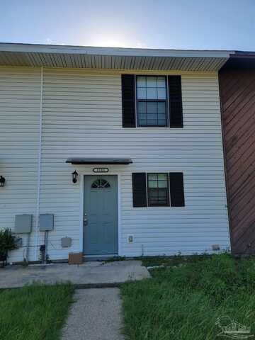8103 Stonebrook Dr, Pensacola, FL 32514