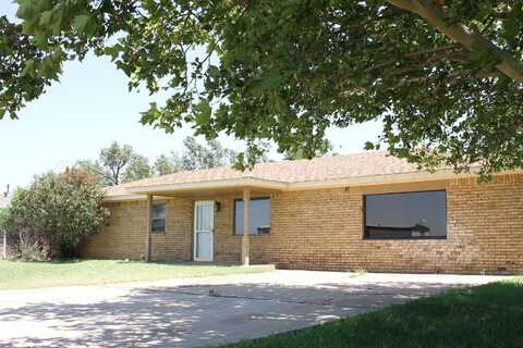 708 N Arizona Street, Shamrock, TX 79079