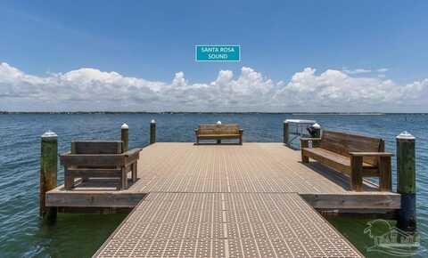 1440 Paradise Point Dr, Navarre, FL 32566