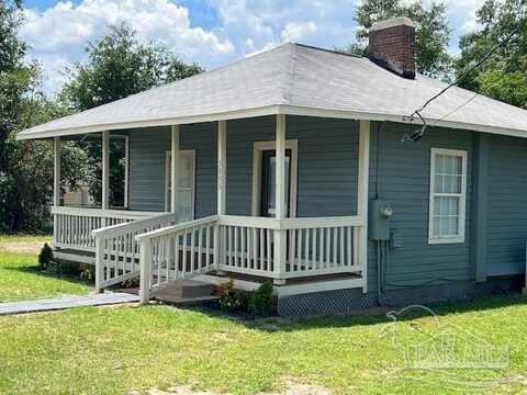 5055 Dr Martin Luther King Jr Dr, Milton, FL 32570