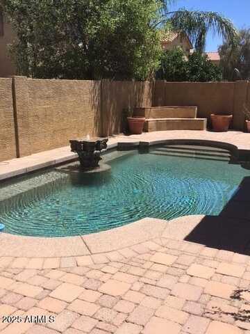 3636 E PARKVIEW Drive, Gilbert, AZ 85295