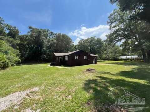 6171 Young Ln, Milton, FL 32570