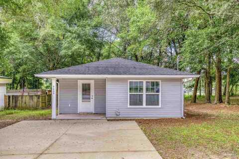 6609 Cedar St, Milton, FL 32570
