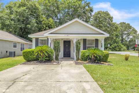 1101 Sweetbriar St, Cantonment, FL 32533
